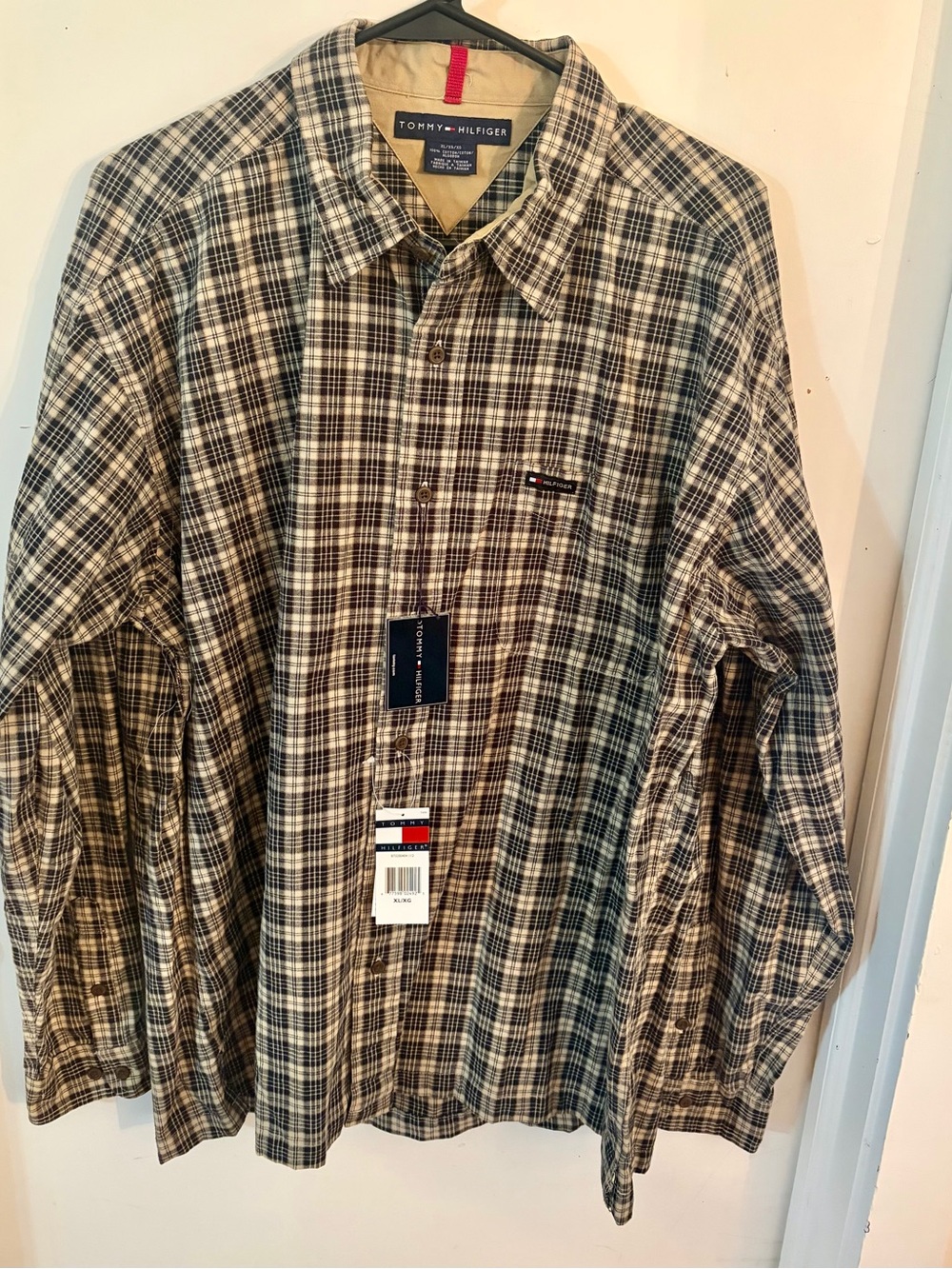 Tommy Hilfiger Men's Navy and Beige Plaid Button-Down Shirt